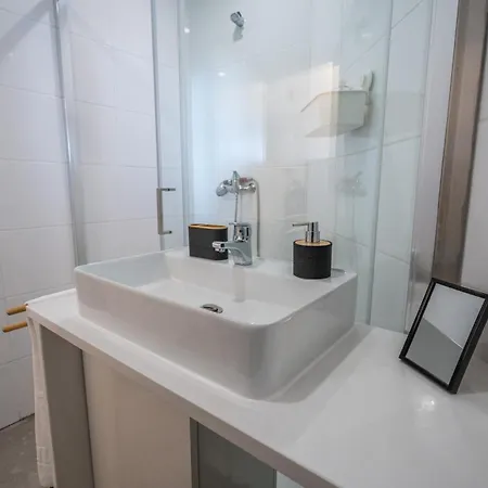 Apartstudio