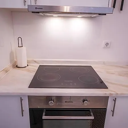 Apartstudio Aparthotel 3*